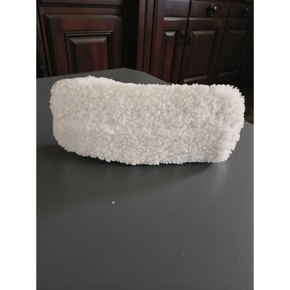 A New Day Fuzzy Sherpa Clutch Crossbody Purse Ivory Gold‎ Chain